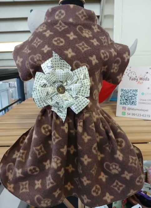 Vestido Pet Sob Medida - Imagem 4